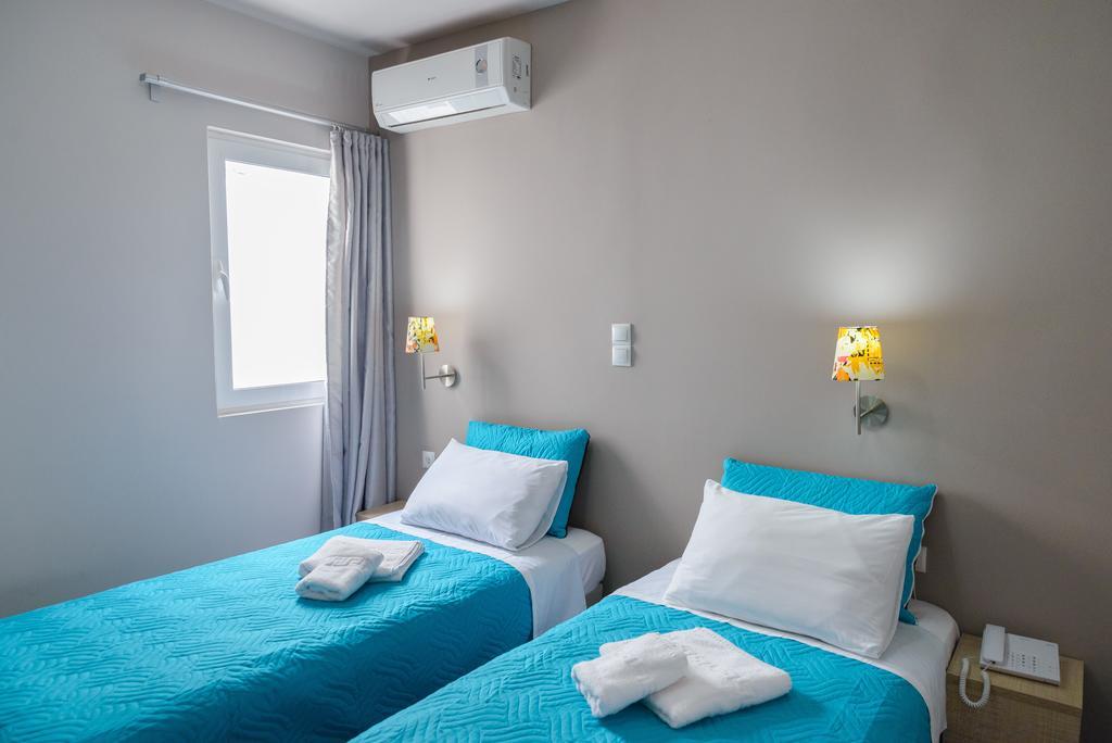 LUX Hotel Piraeus Buitenkant foto
