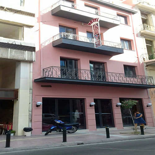 LUX Hotel Piraeus Buitenkant foto