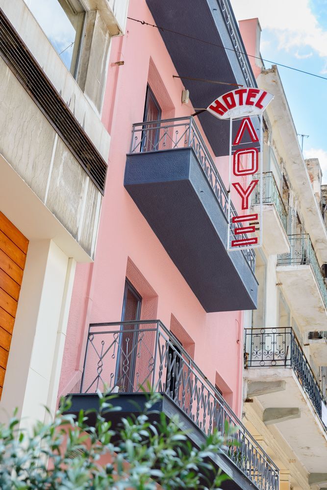 LUX Hotel Piraeus Buitenkant foto