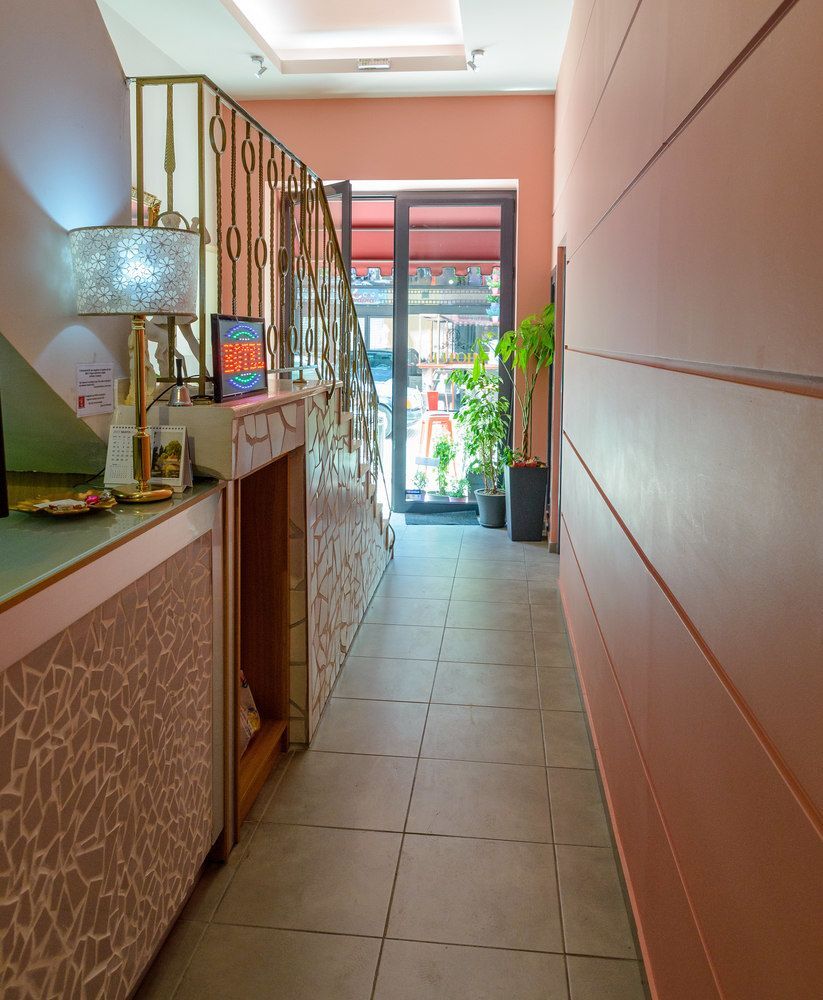 LUX Hotel Piraeus Buitenkant foto